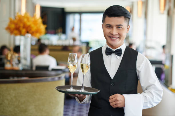 Nhân viên phục vụ bàn